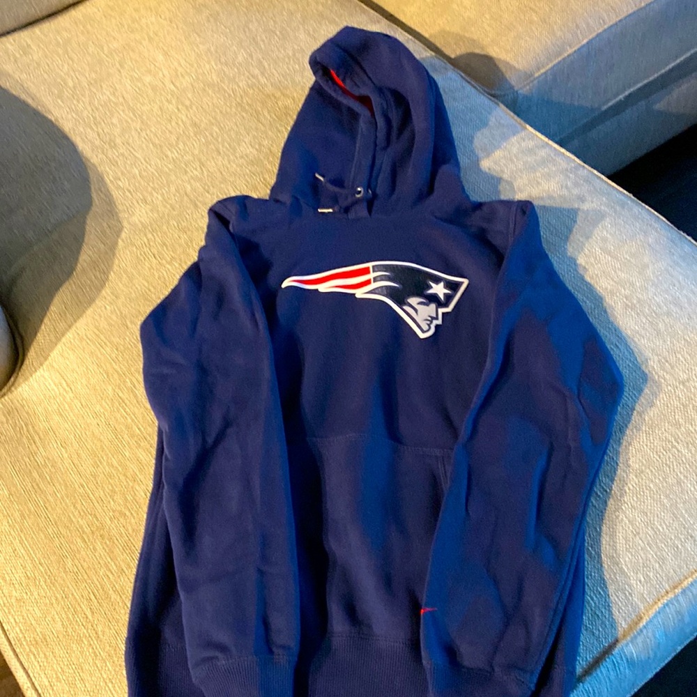 NFL Team Apparel Nike kids Patriots Hoodie M